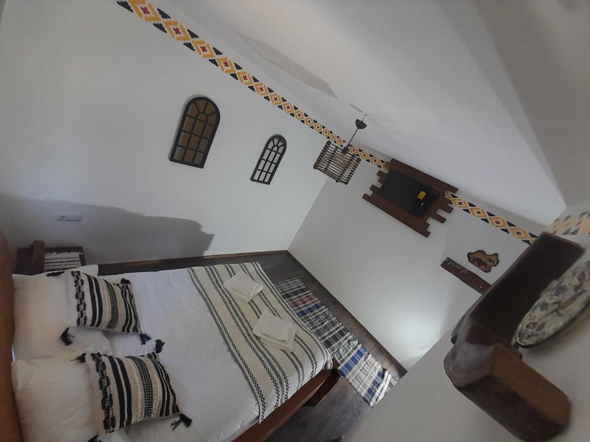 Mosia Dar In Rai Berbesti Exterior foto