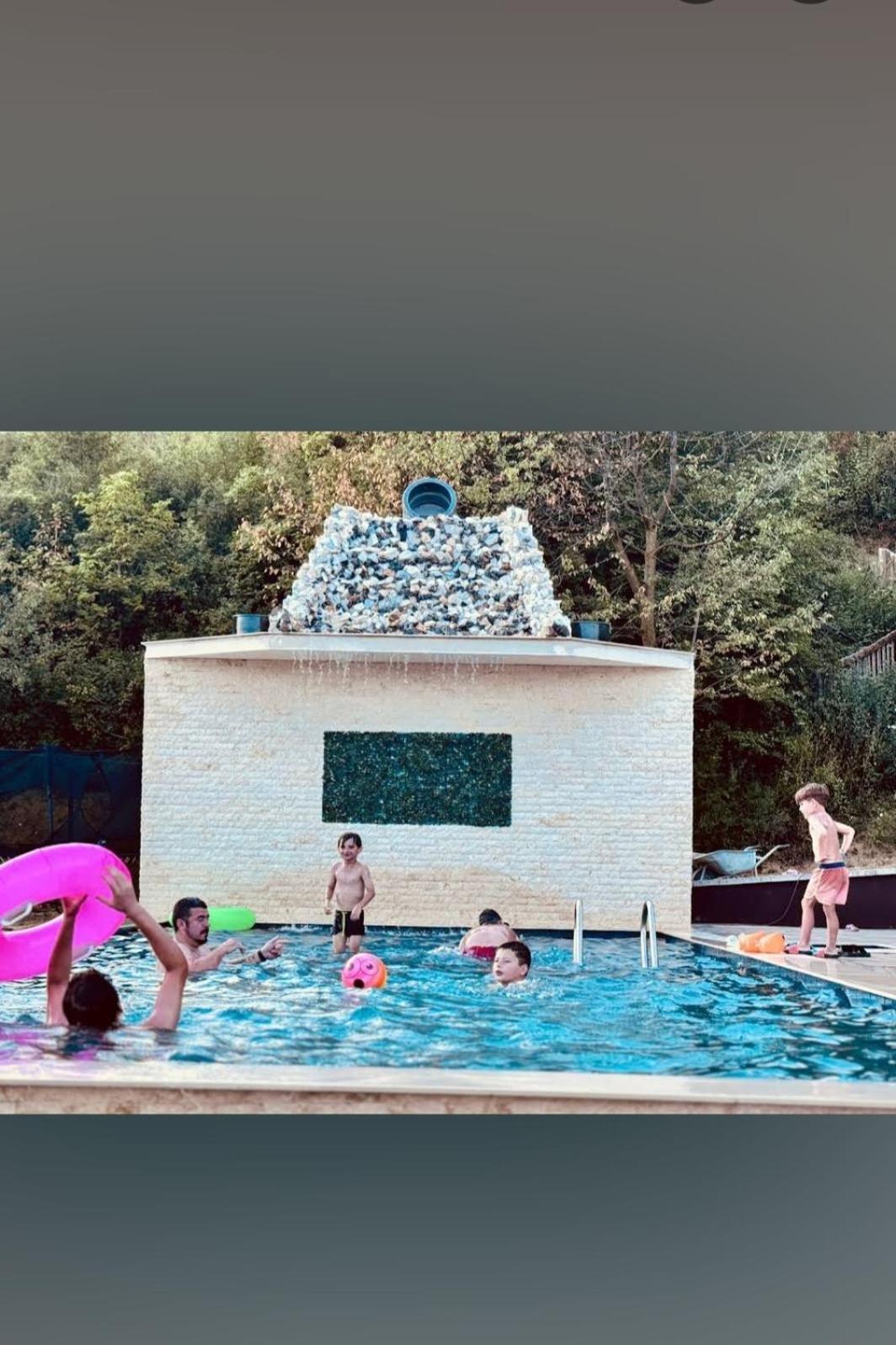 Mosia Dar In Rai Berbesti Exterior foto